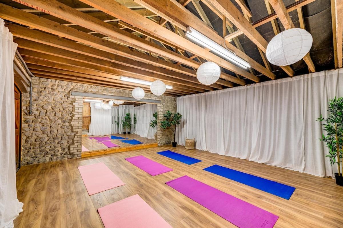 Central Malham Wellbeing Escape Hot Tub & Studio Zewnętrze zdjęcie